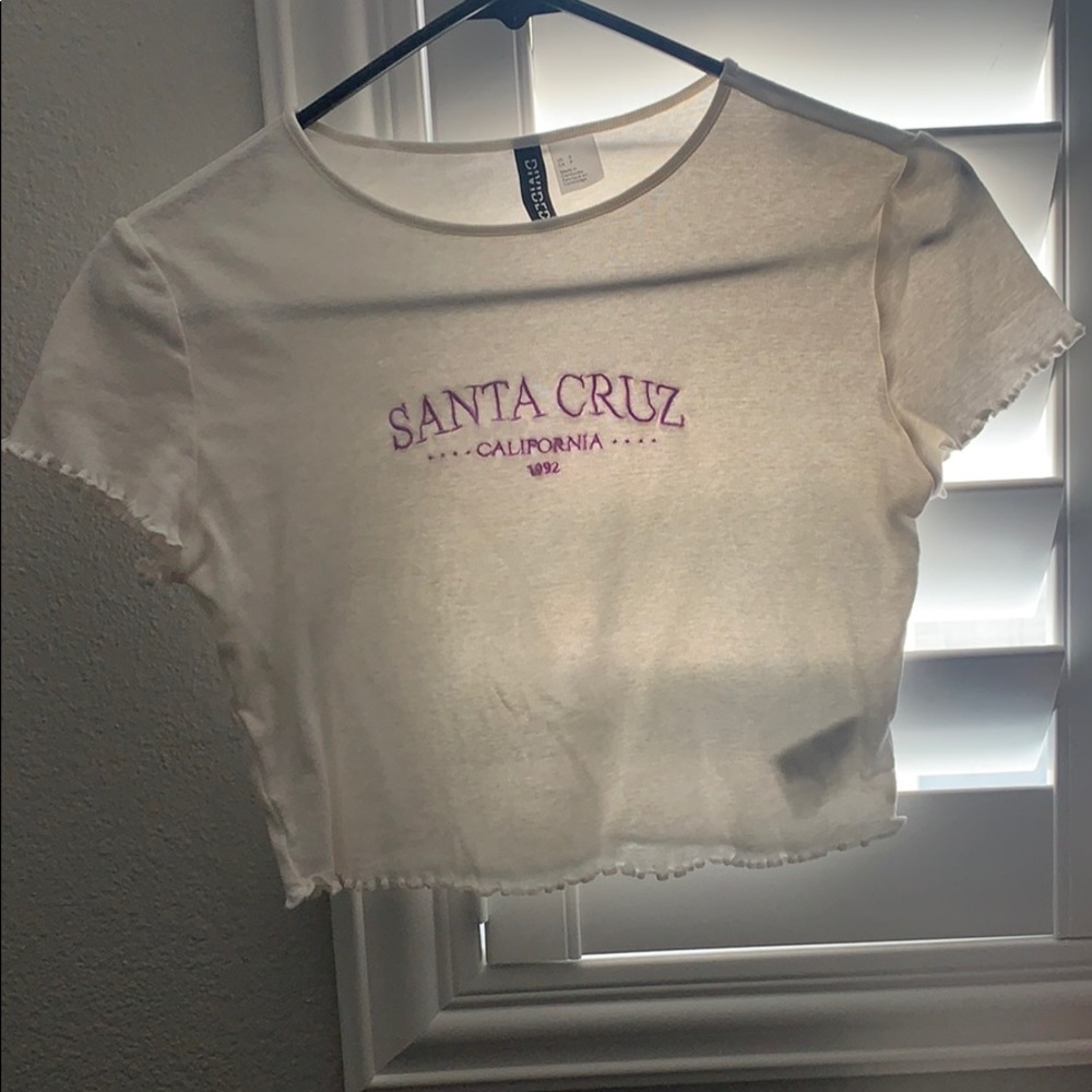white crop top lettuce edge